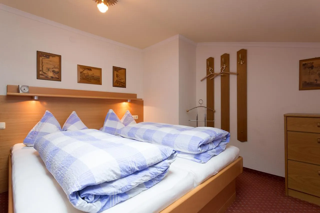Alpenflair Ferienwohnungen Gästehaus Tepferdt Oberstdorf Apartment